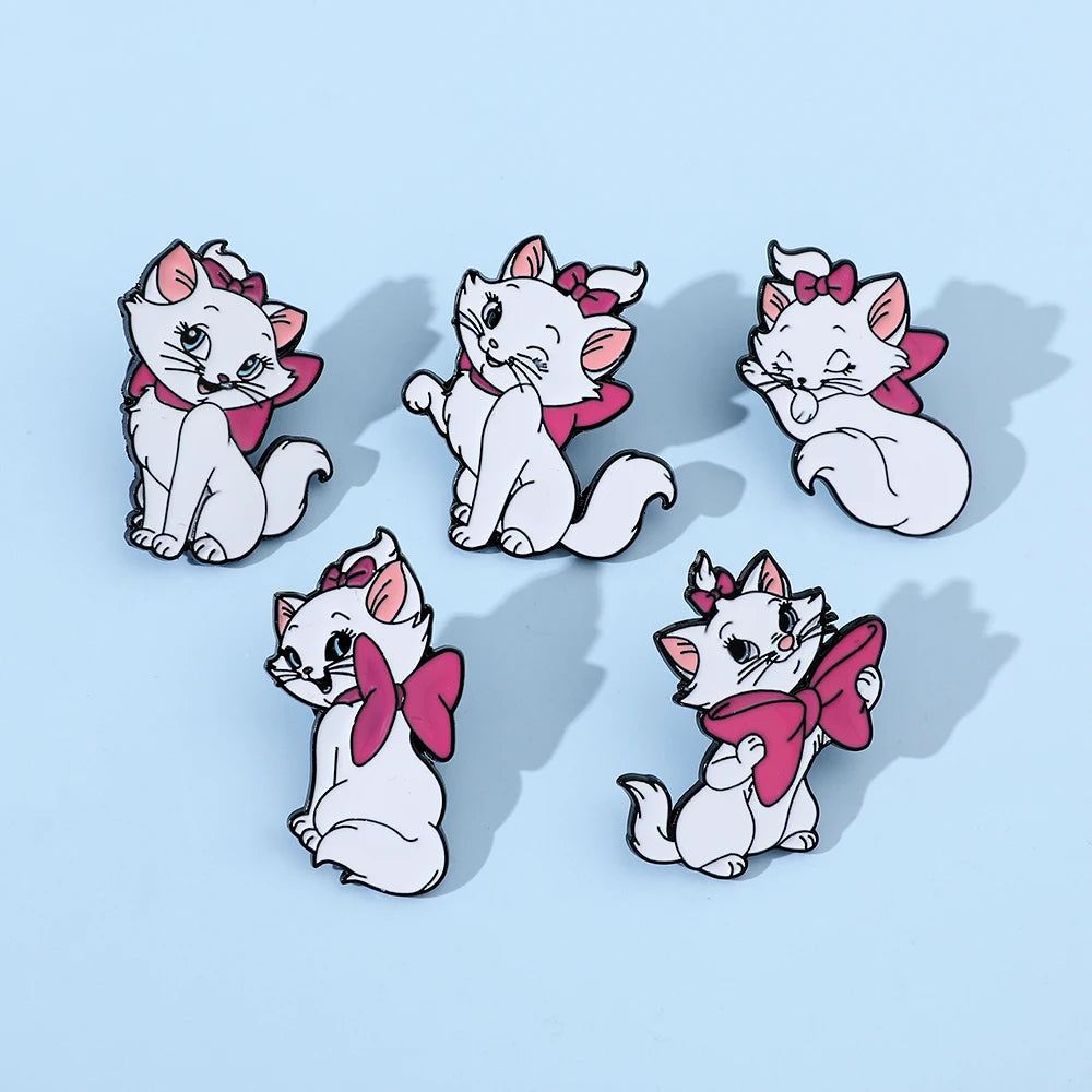 5 Pcs Anime The Aristocats Brooch Elegant Marie Cat Enamel Pin Metal Emblem Jewelry Backpack Clothing Accessories Festival Gift