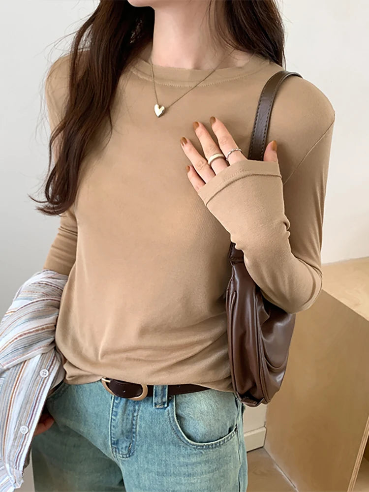 Solid Color Versatile Long Sleeve T-shirt for Women's AutumnNew Slim Fit and Slim Round Neck Underlay Top with Shoulder Underlay