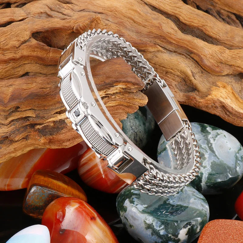 Fashionable and Trendy High-quality Stainless Steel Electroplated Gold Color Inlaid Zircon Men's Bracelet As A Gift To Friends