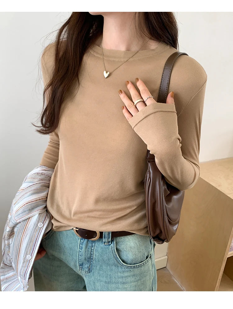 Solid Color Versatile Long Sleeve T-shirt for Women's AutumnNew Slim Fit and Slim Round Neck Underlay Top with Shoulder Underlay