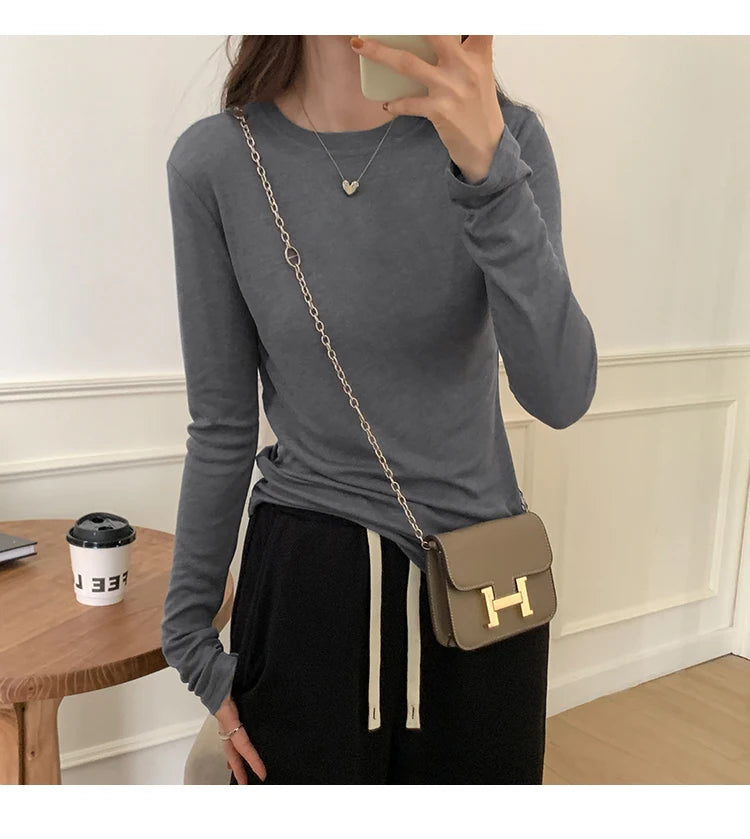 Solid Color Versatile Long Sleeve T-shirt for Women's AutumnNew Slim Fit and Slim Round Neck Underlay Top with Shoulder Underlay