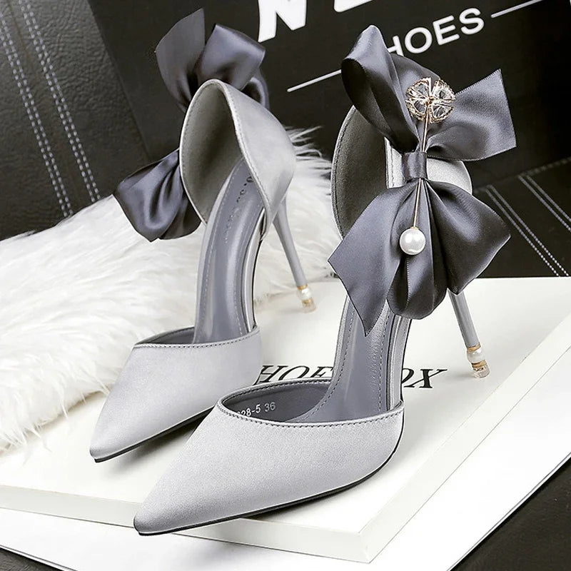 2023 New Bow-knot Women Pumps Designer Shoes High Heels Sandals Women Satin Stiletto Heels Sexy Pearl Wedding Shoes Plus Size 43