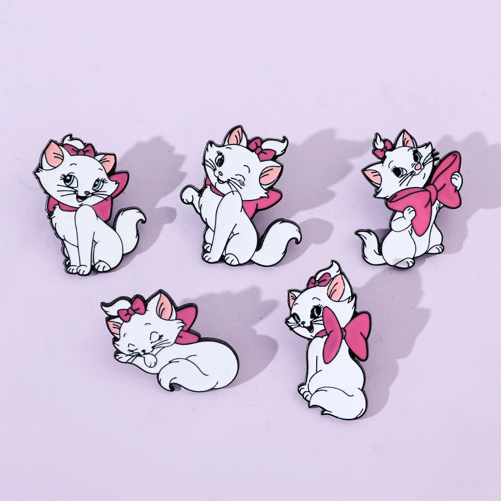 5 Pcs Anime The Aristocats Brooch Elegant Marie Cat Enamel Pin Metal Emblem Jewelry Backpack Clothing Accessories Festival Gift