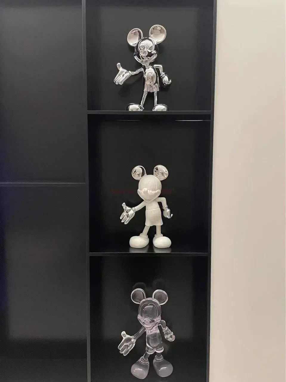 Disney Mickey Mouse Figure 20/29cm Resin Welcome Posture Action Figurines Anime Cartoon Mickey Model Statue Kids Ornament Gift